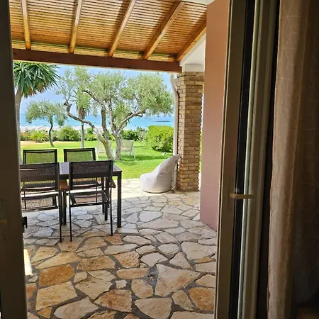 Corfu Menigos Casa de Férias *