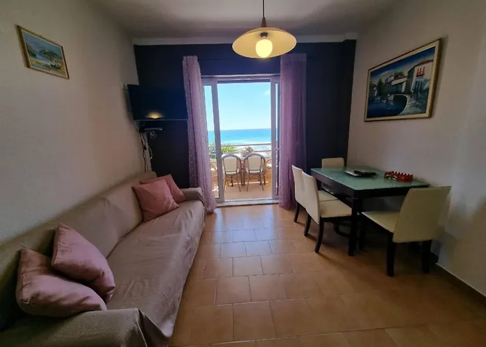 בית נופש Corfu Menigos *